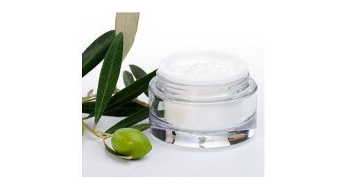 Can natural cosmetics break through the green glass ceiling?