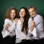Sabé Masson revient aujourd'hui soutenue par son nouveau trio d'actionnaires majoritaires : Isabelle Masson, fondatrice (au centre), Boris Gratini, cofondateur de Nailmatic et Hélène Ortola, experte en communication digitale (Photo : Sabé Masson)