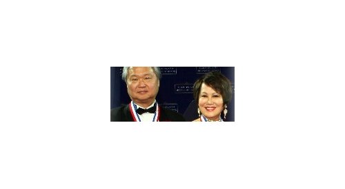 Charles Chang, Topline, recoit la prestigieuse Ellis Island Medal of Honor