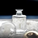 Hrastnik1860 a réalisé un grand pas en direction d'un verre neutre en carbone en utilisant de l'hydrogène dit « vert » pour produire ce qu'il décrit comme le « flacon en verre le plus durable au monde ».