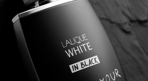 Pochet : un flacon personnalisable au crayon blanc pour Lalique White in Black