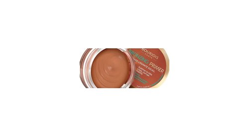 Bourjois lacks expansion in emerging markets, says Euromonitor's expert after the Coty-Chanel deal