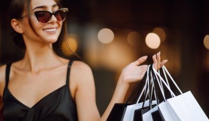Still under pressure, the luxury sector is seeking new growth drivers