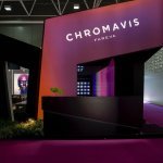 À Cosmoprof Worldwide Bologna, Chromavis Fareva a présenté une série de nouveautés redéfinissant la relation du maquillage avec la lumière (Photo : Chromavis Fareva)