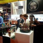 PackMan dévoile un concept d'enveloppe métallique pour spiritueux (Photo : PackMan)