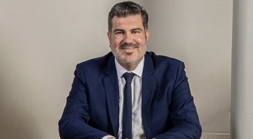 Oriflame CEO transition: Kenneth Benaim Campbell succeeds Anna Malmhake