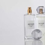 Meiyume et Eastman dévoilent un capot de parfum transparent en PET (Photo : Meiyume)