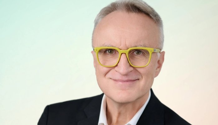 Coty reshapes commercial management and R&D for its Prestige division