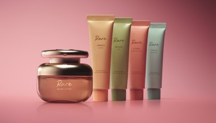Rare Beauty, la marque de Selena Gomez se lance dans le parfum