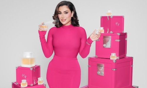 Huda Beauty revient au parfum avec Easy Bake Intense Eau de Parfum