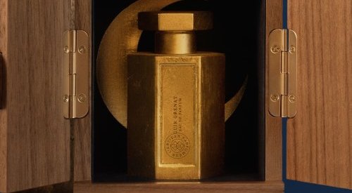 TNT Group creates an exceptional wood case for L'Artisan Parfumeur