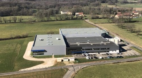 Cosline Packaging : Des flacons glass polymer en PET par extrusion soufflage