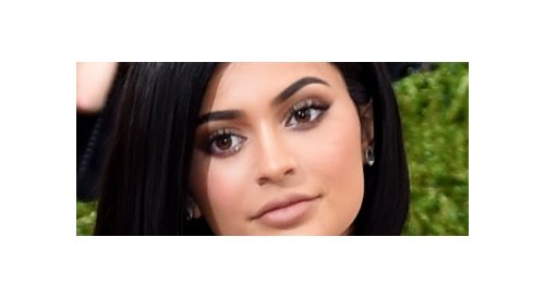 Kim, Kylie et les autres : Les entrepreneuses qui secouent le secteur de la beauté