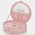 Hunter Luxury : coffrets et trousses éventail pour Charlotte Tilbury (Photo : Hunter Luxury)