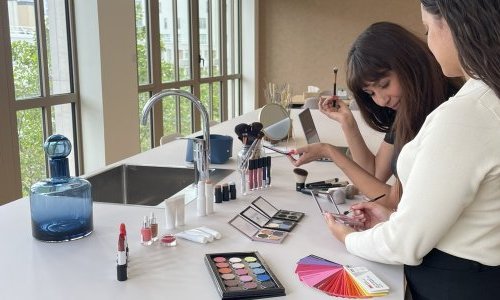 Aircos and Pascual open makeup innovation centre near Paris
