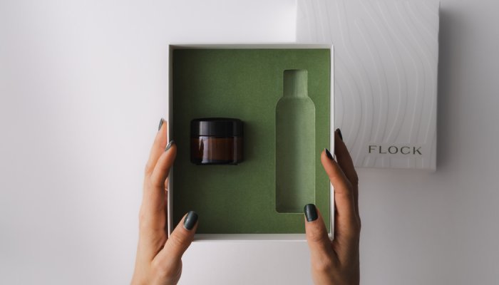 Flock Box: A zero plastic and fully recyclable premium gift box