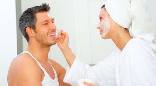 Prebiotic fatty acids to strengthen the epidermal barrier