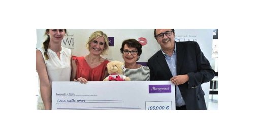 Marionnaud remet un chèque de 100.000 euros à l'association CEW France
