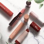 Quadpack : Une gamme de tubes de rouge à lèvres monomatière recyclables (Photo : Quadpack)