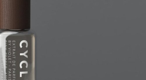 Maison Violet chose a lightweight glass bottle from Coverpla