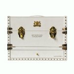 Avec ‘Art Nouveau', dernière collection, AlexandreJ. convoite une clientèle premium, en quête d'excellence