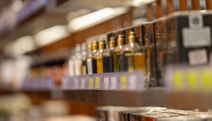États-Unis : La fragrance et le prix, principaux critères d'achat du parfum