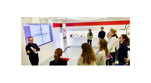 DuPont lance un concours de design autour du Surlyn avec HEAD et Beautystreams