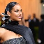 Alicia Keys unveiled her first makeup collection during the Met Gala. (Photo: © Angela Weiss / AFP)