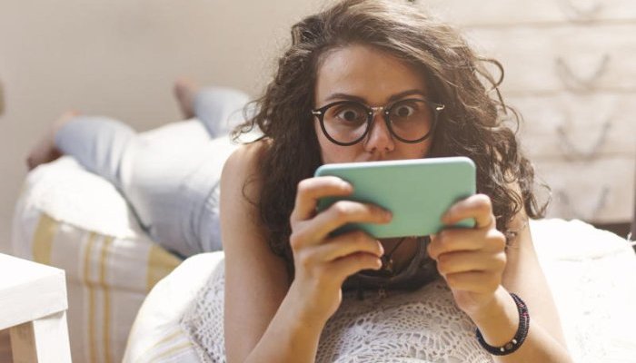 Consommation : Les Français passent désormais plus de deux heures par jour sur internet