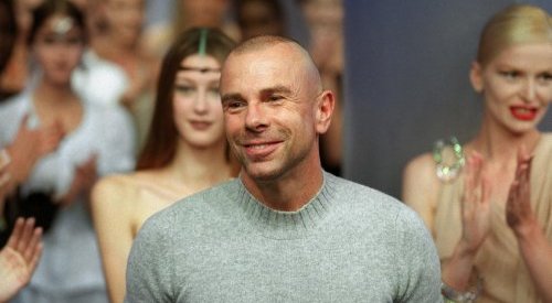 Thierry Mugler, icône de la mode et du parfum, est mort à l'âge de 73 ans