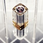 Chanel 31 Le Rouge : Un rouge à lèvres rechargeable dans un étui en verre (Photo : Courtesy of Chanel)