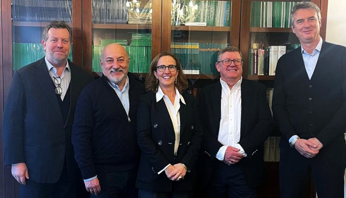 EV Group se renforce en Europe avec l'acquisition de Cornelius Polska