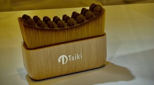 Taiki's Lymph Active Brush wins IT Award at MakeUp in Paris 2026