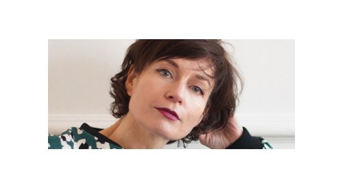 Absolution : La marque cosmétique bio, chic, niche et bondissante, accélère !