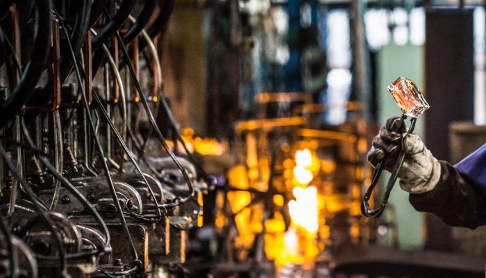 La flambée des coûts de production met l'industrie du verre sous tension