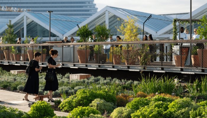 Un jardin de plantes à parfum sur le toit de Paris Expo Porte de Versailles
