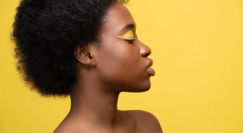 LAST, la première gamme de maquillage longue tenue à l'isododécane vert