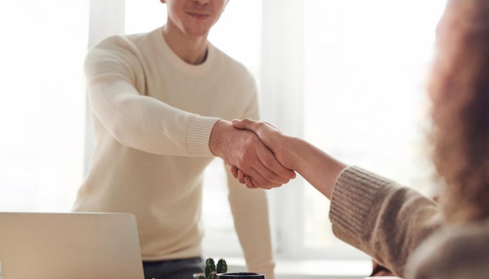 La filière de la cosmétique s'engage pour l'emploi des jeunes