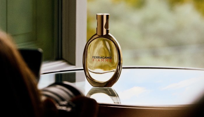 Bormioli Luigi signe un flacon asymétrique rechargeable pour Ferragamo