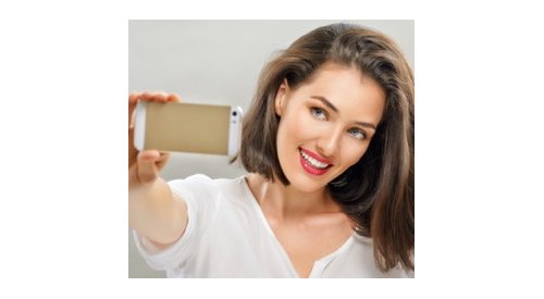 Selfies and strobing boost prestige makeup sales in the UK