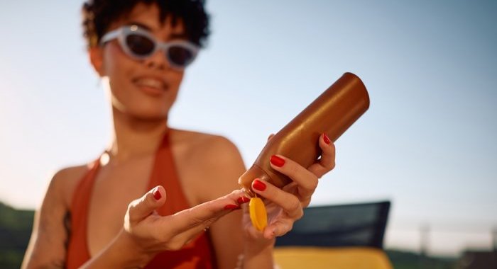 États-Unis : La FDA propose d'autoriser le bémotrizinol dans les écrans solaires