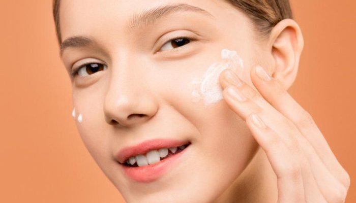Sélectif : Les soins anti-acné profitent de la crise sanitaire