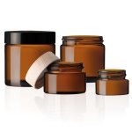 La ligne PharmaCos propose une gamme de différents pots en verre (Photo : Stoelzle Pharma)