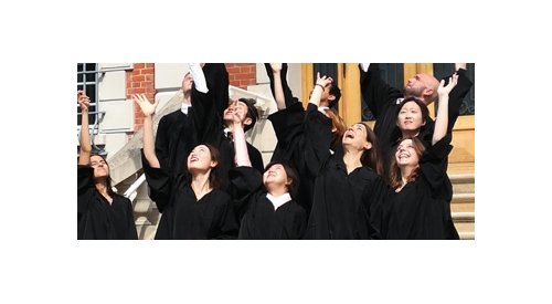 IFF and ISIPCA celebrate first Master of Scent Design graduating class