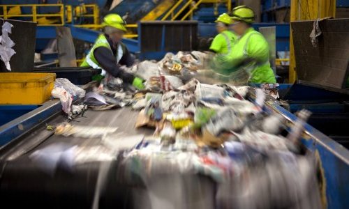Union européenne : Coup de pouce à la filière du plastique recyclé