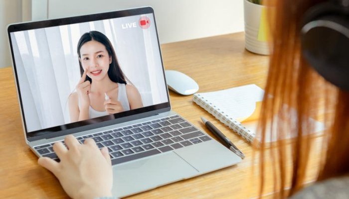 Vers une digitalisation croissante des soins du visage ?