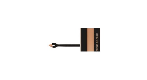 Yves Saint Laurent crée le Teint Encre de Peau