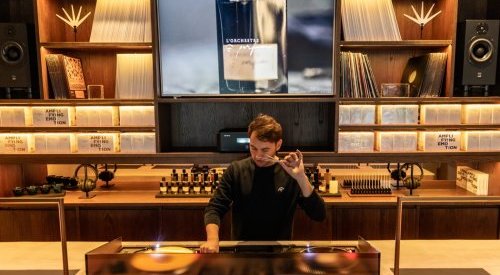 Parfumerie de niche : réinventer la rencontre avec le parfum