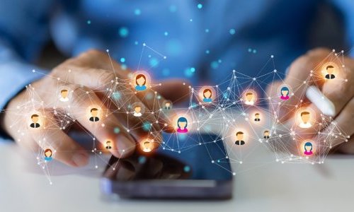 Marketing d'influence : Stratégie gagnante pour le parfum de niche ?