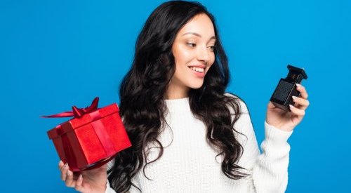 French and U.S. industry groups warn consumers about counterfeit cosmetics